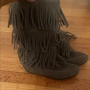 Minnetonka Fringe Suede Boots - Gray